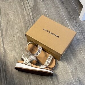 Lucky Brand Snake Print Sandals - Tan and White